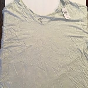 NWT LOFT PLUS shirt Sage green Size 20/22